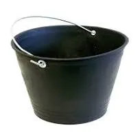 سطل بلاستيك اسود